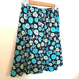 Cleo Vintage Women's Full Skirt with Whimsical Floral on Black Background Size 6